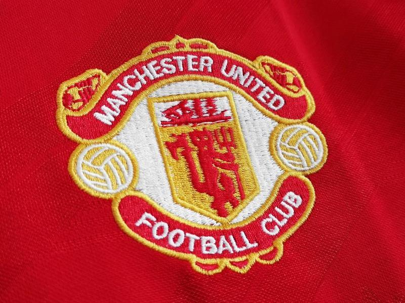 86-88 Manchester United home long sleeve
