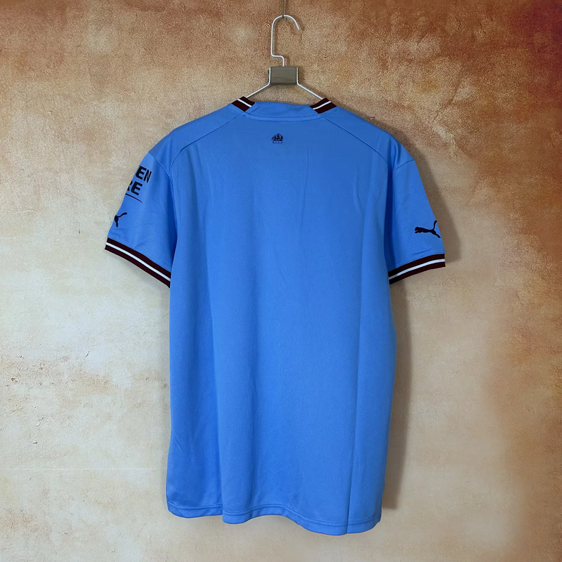 22-23 MCI home soccer jersey