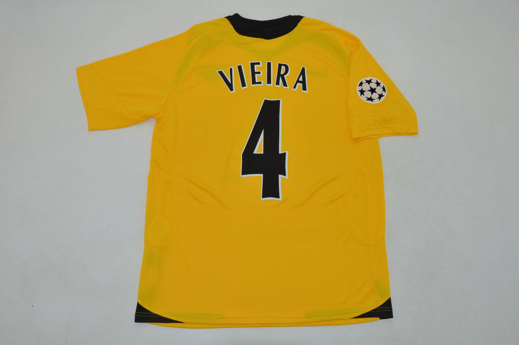 ARSENAL 05-06 — Club Retro