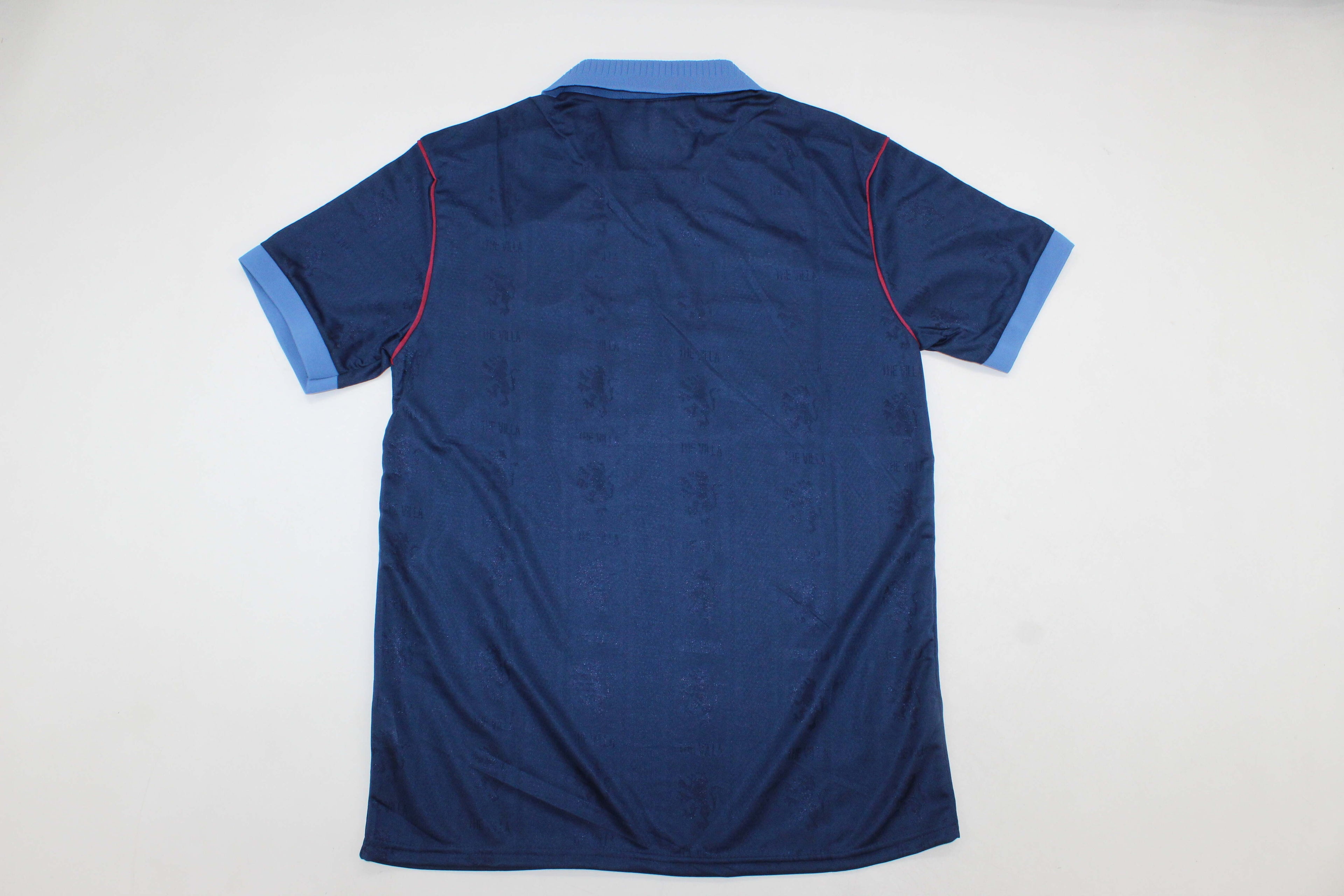 ASTON VILLA 95-96 — Club Retro