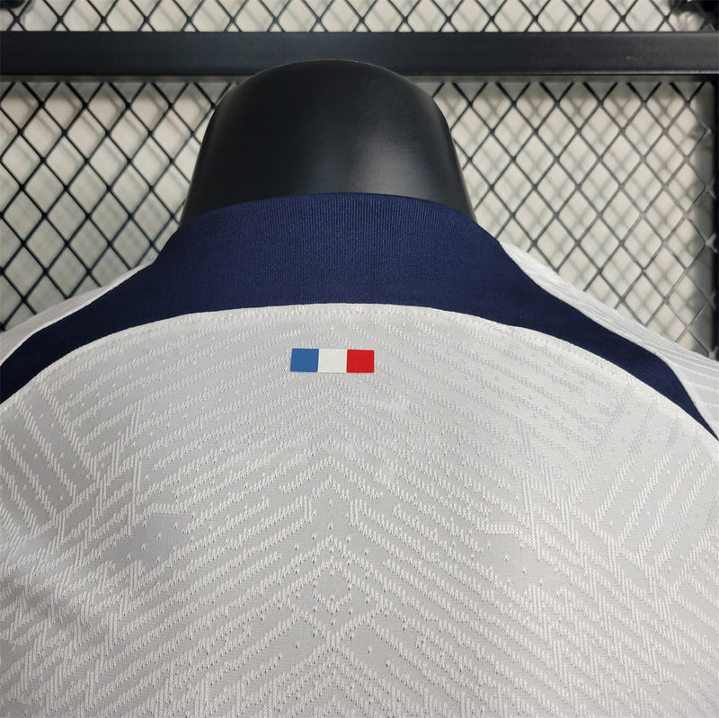 23-24 Paris Saint-Germain away player version