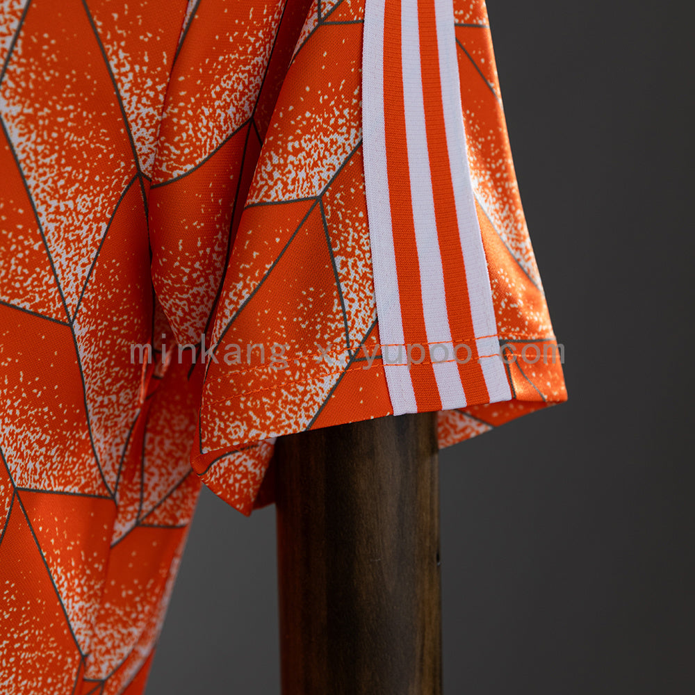 Retro 1988 Holland Home Retro