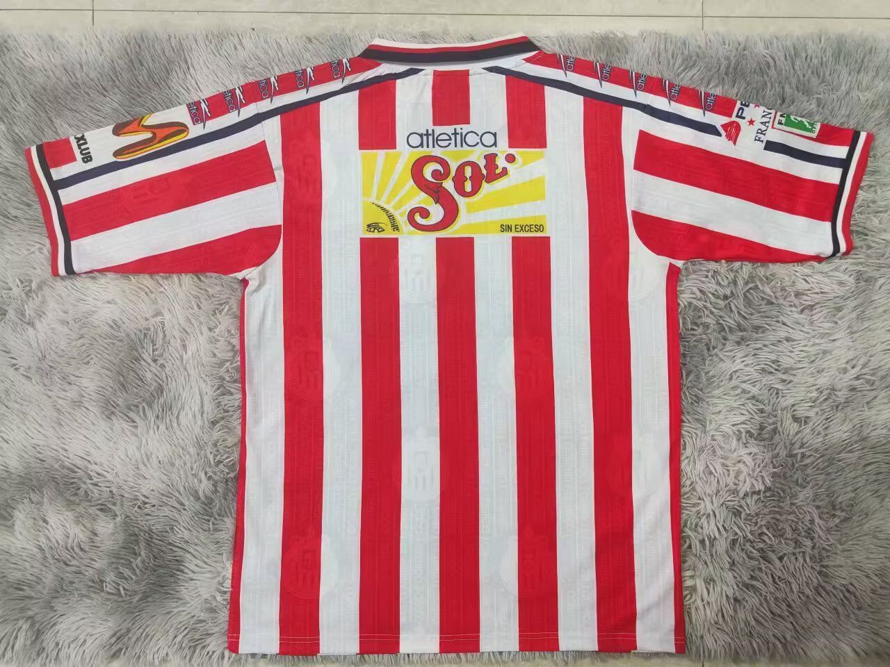 CHIVAS 97-98 — Club Retro