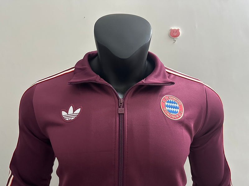 25-26 Bayern red retro model jacket