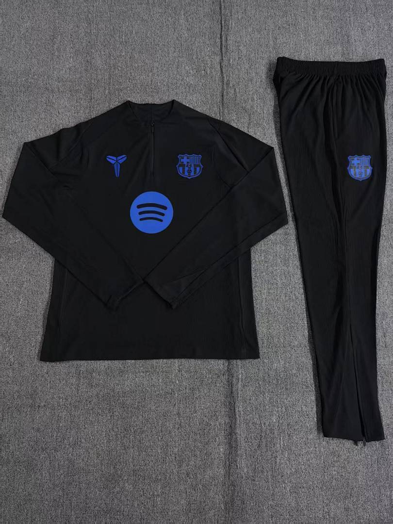 Barcelona Black 2025/26 training shirt half zip