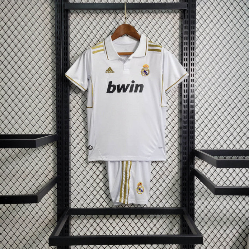 Real Madrid 11-12 Green Goalkeeper Size 16-28