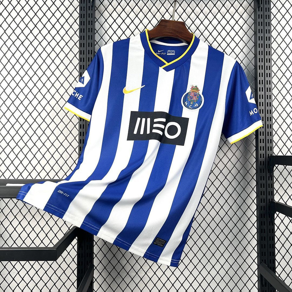 Retro Porto 2013/14 home soccer jersey