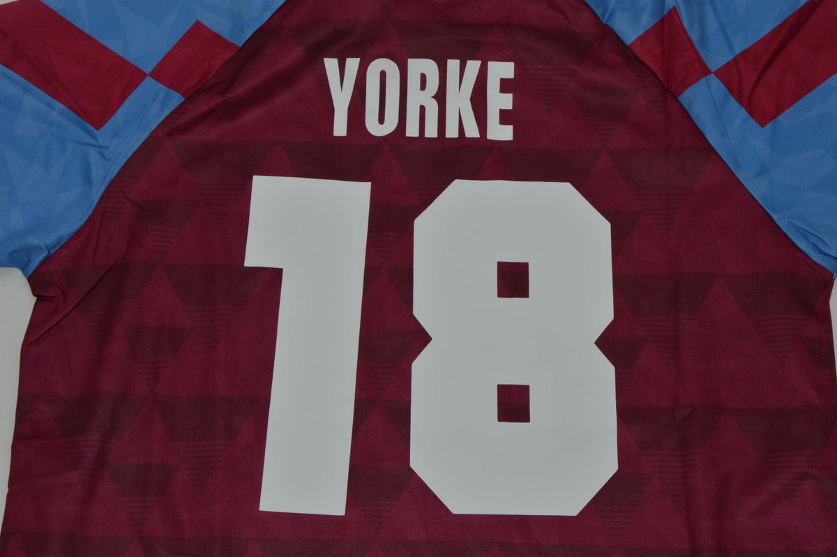 ASTON VILLA 90 — Club Retro