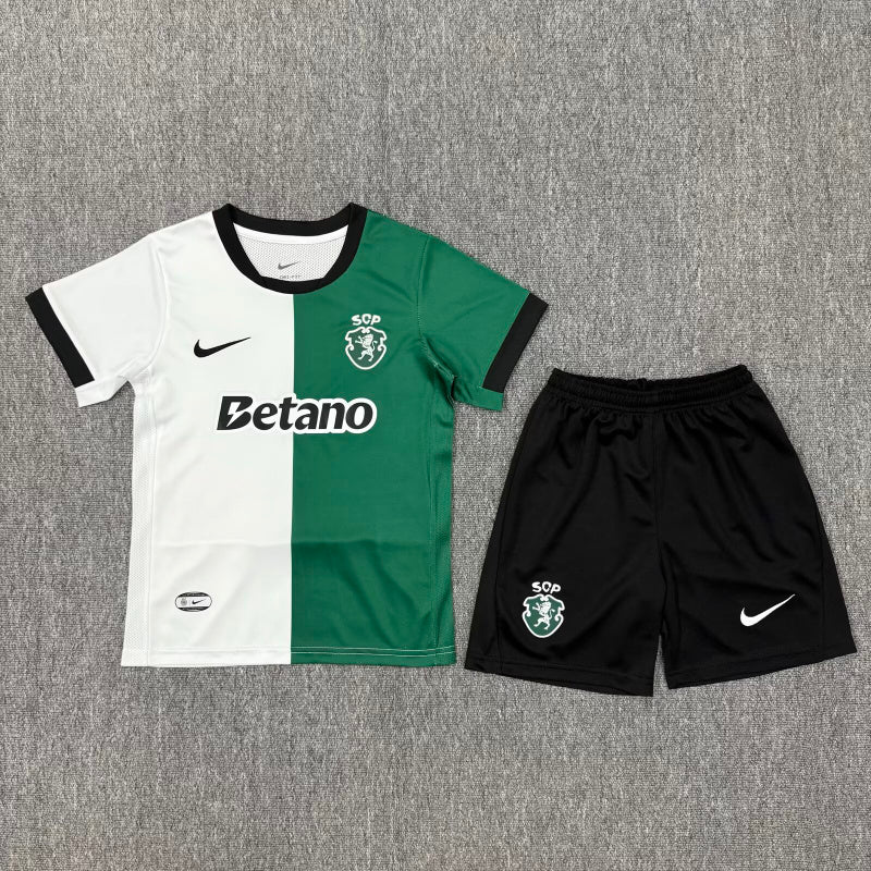 Sporting Lisbon 2025/26 Commemorative Edition Kids Kit Size: 16-28