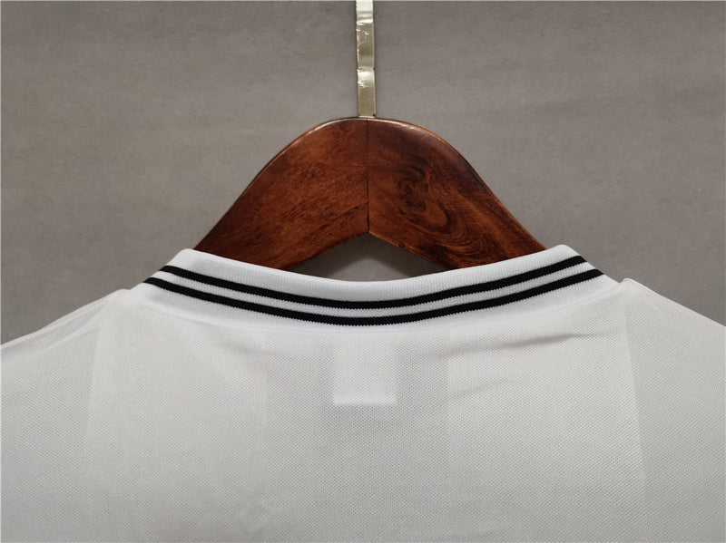 81-82 Tottenham Hotspur home white