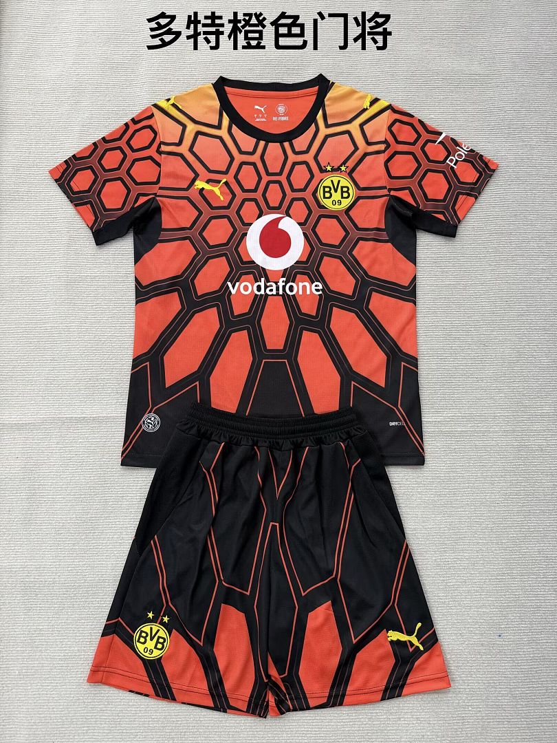 Borussia Dortmund 2026/27 Red and Black Goalkeeper Kid Kit 16-28