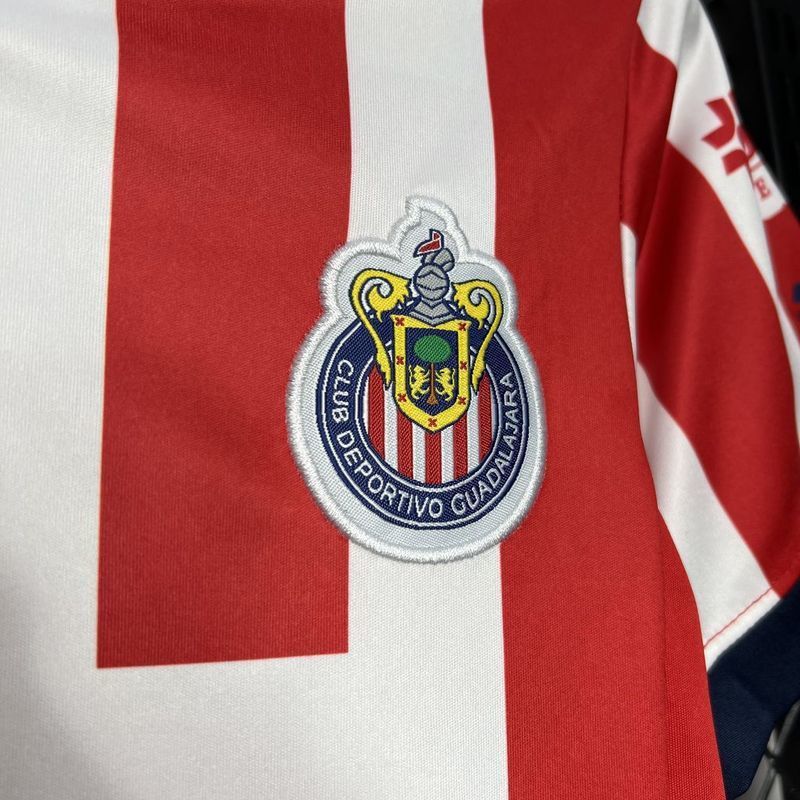 24-25 Chivas home kid kit