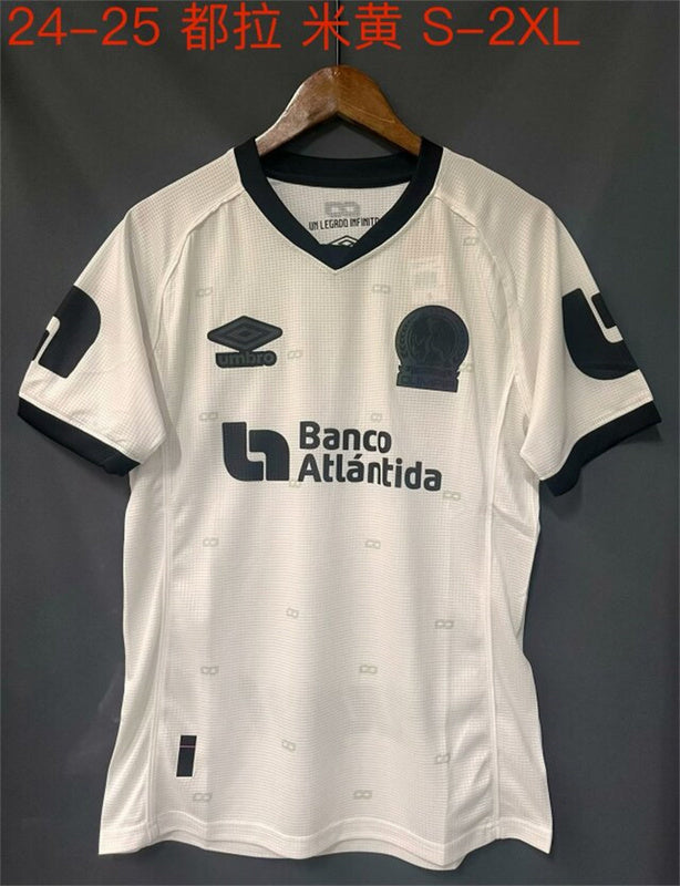 24 25 Olimpia (Honduras) Away jersey