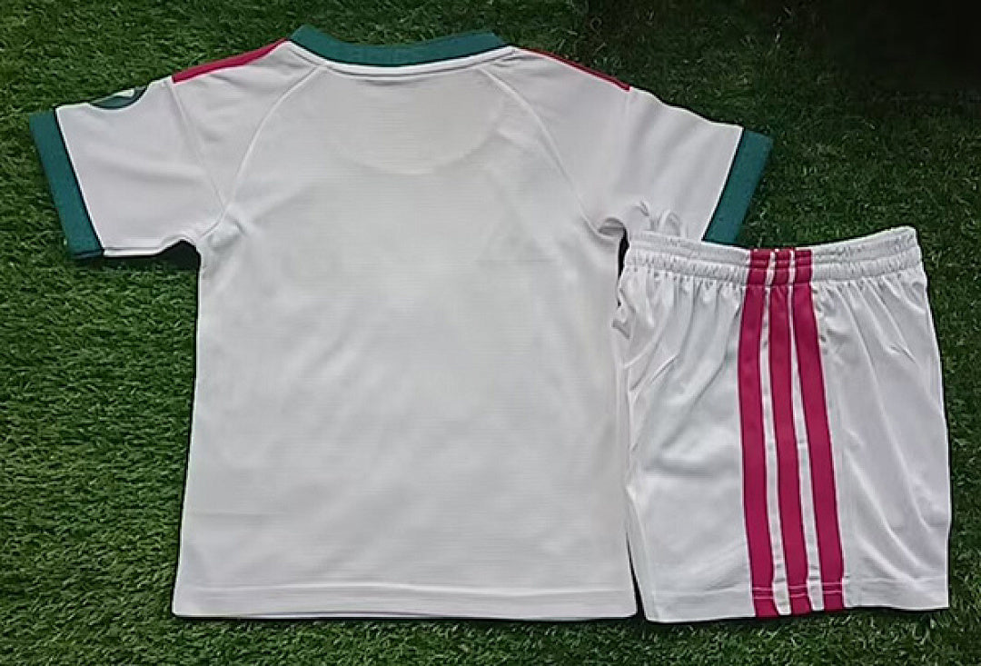 Real Madrid 2026/27 Home (picture version ) Kids kit Jerseys SIZE 16-28