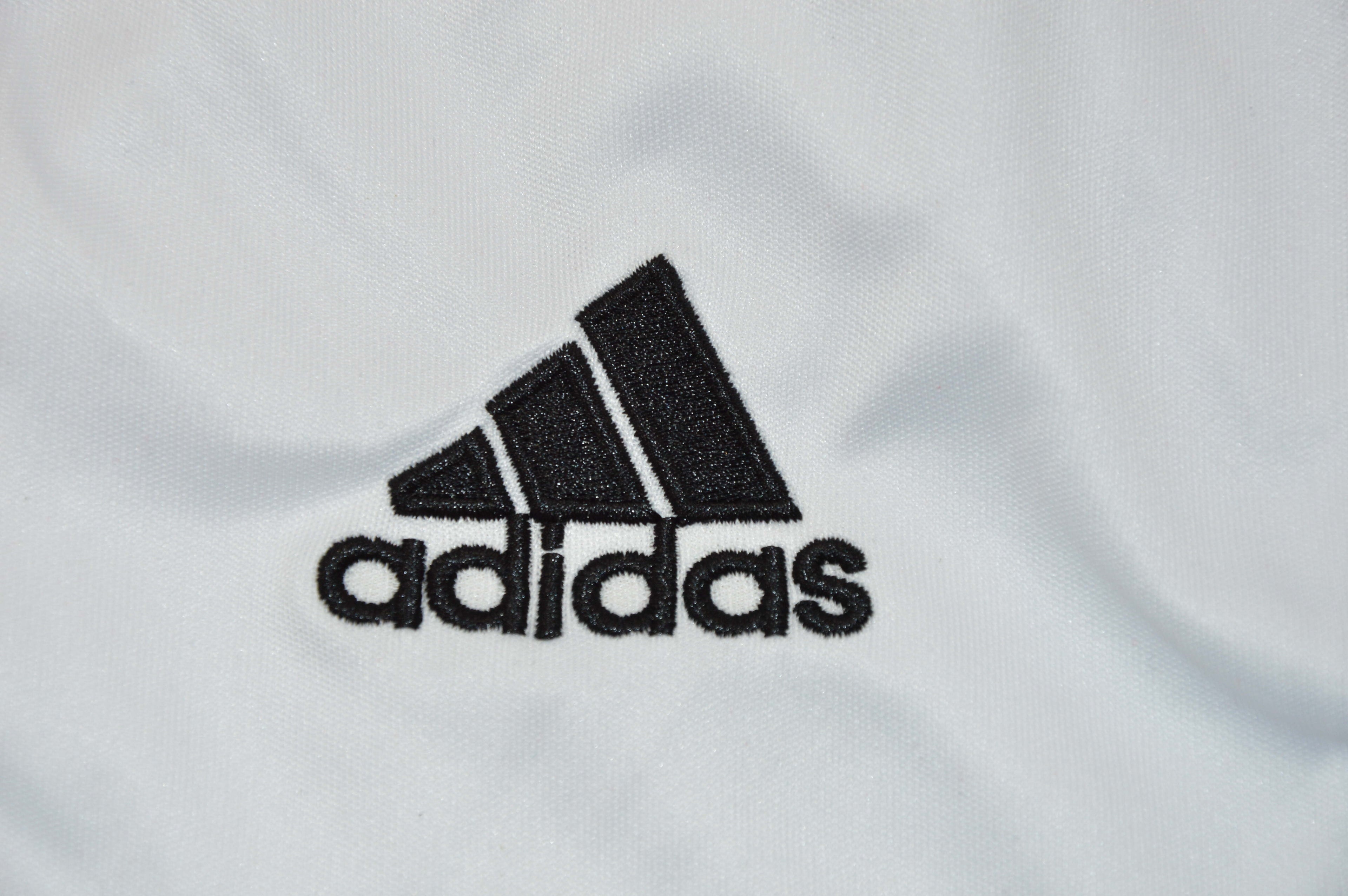 MILAN 06-07 UCL FINAL Kit infantil — Club Retro