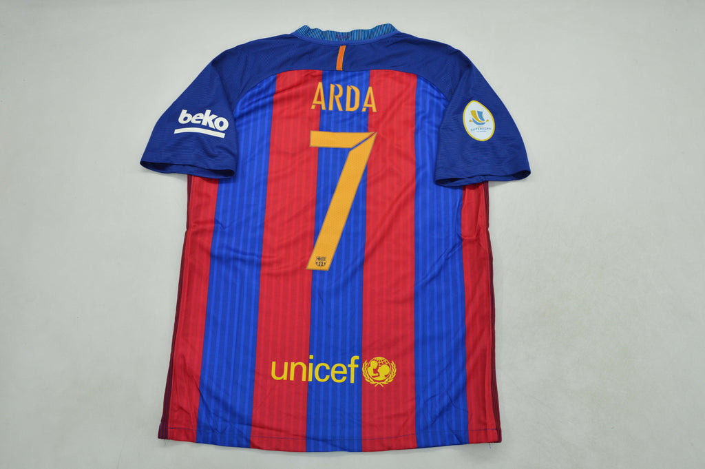 B-A 16-17 — Club Retro