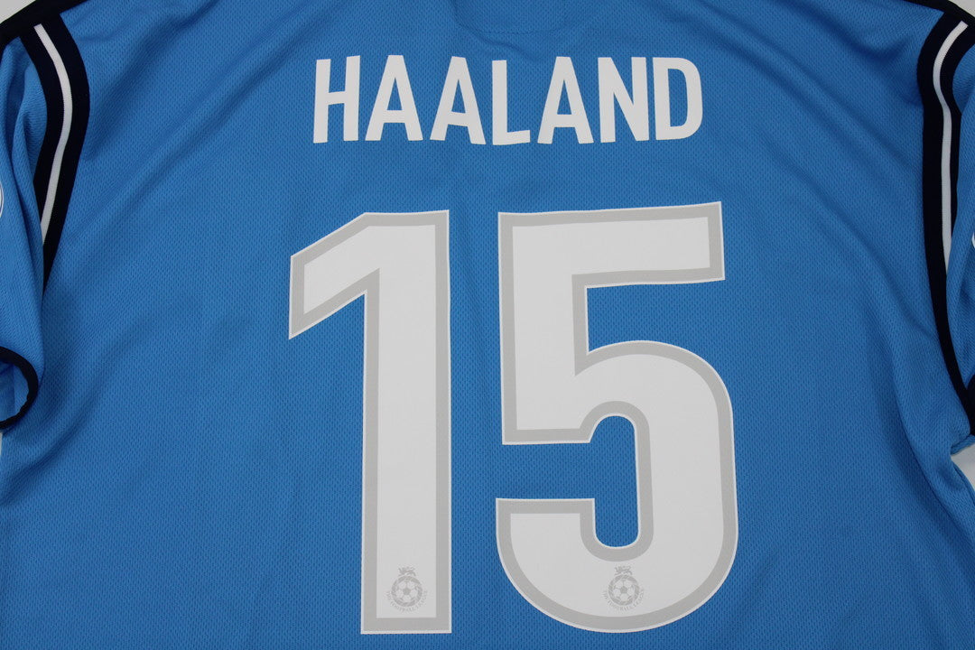 MAN CITY 01-02 — Club Retro