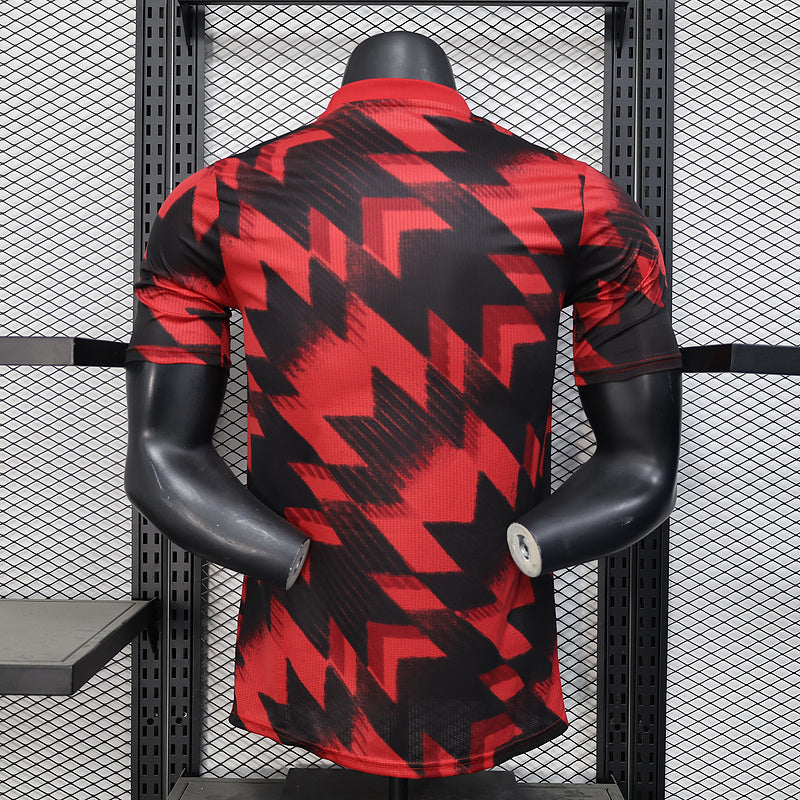 25-26 Manchester United red and black player version training jersey