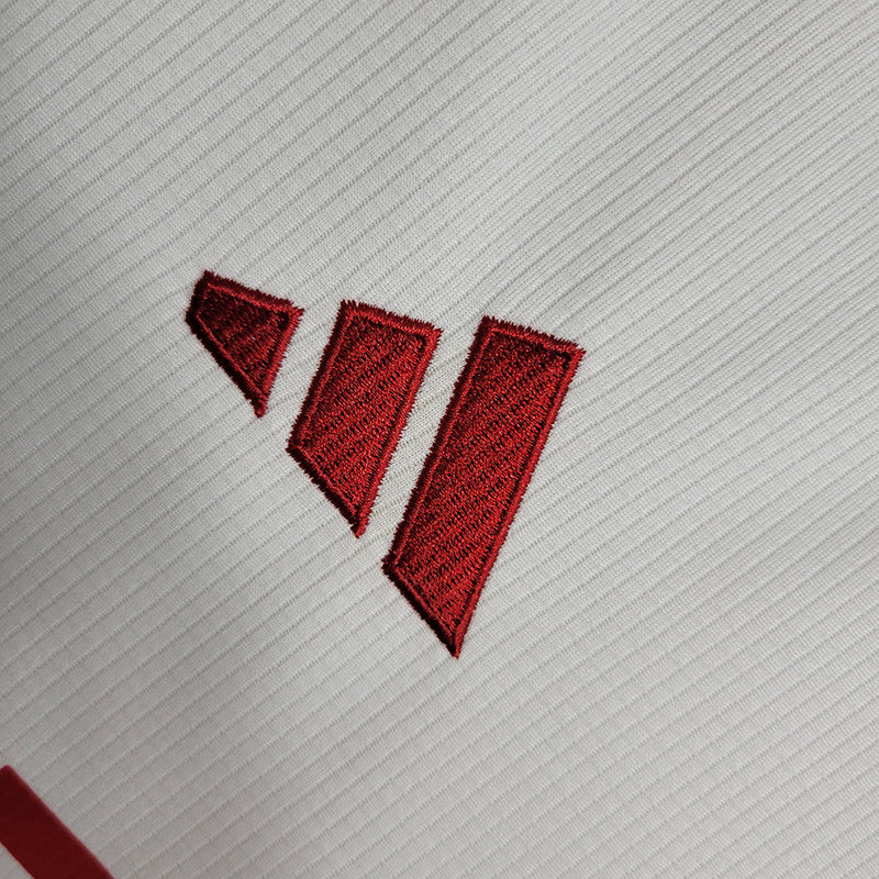 Manchester United 23/24 2 AWAY