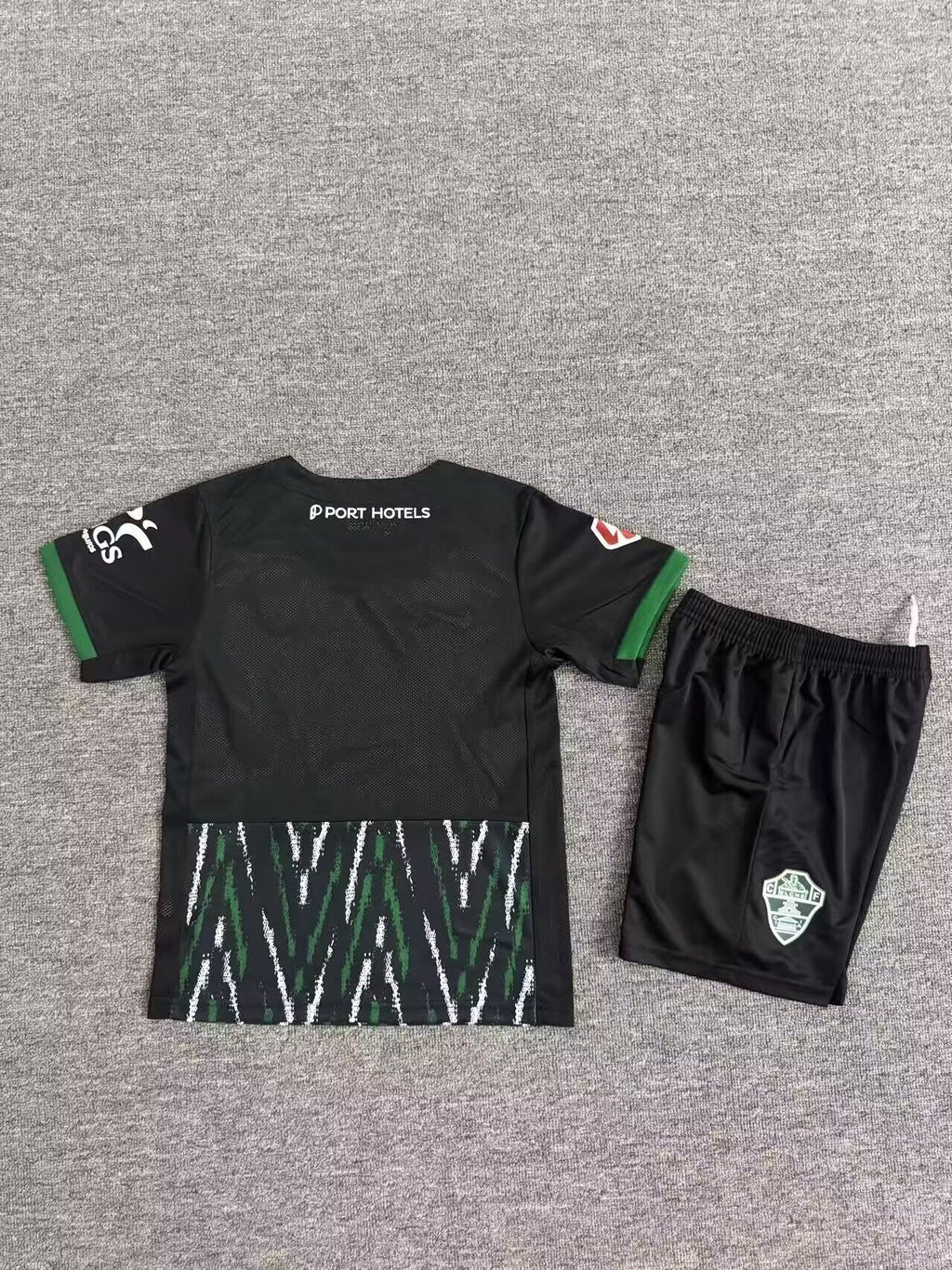 ELCHE Kit infantil — LaLiga