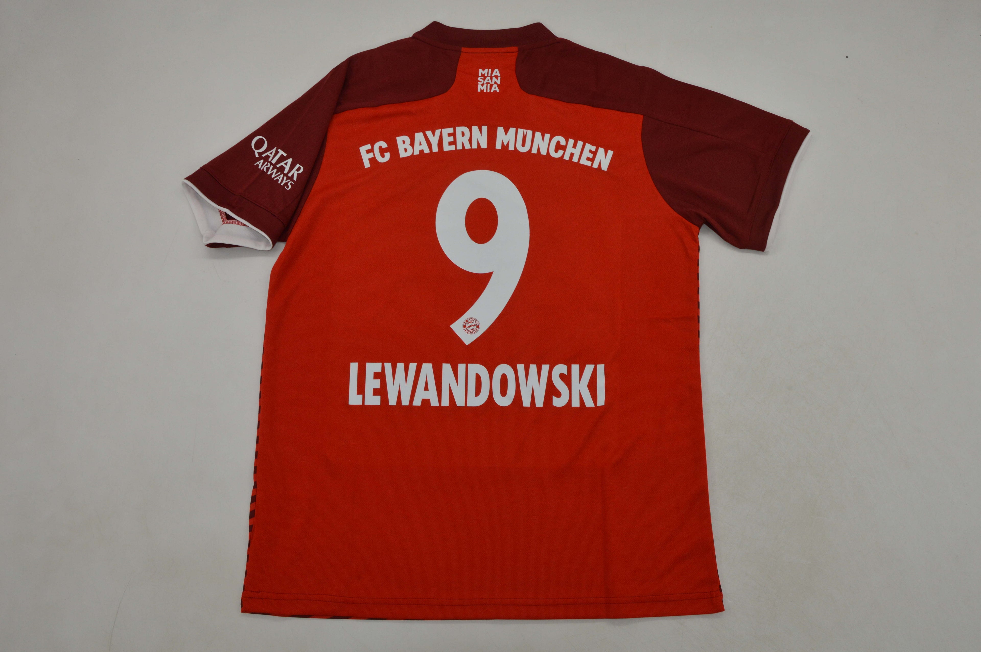 BAYERN 21-22 — Club Retro