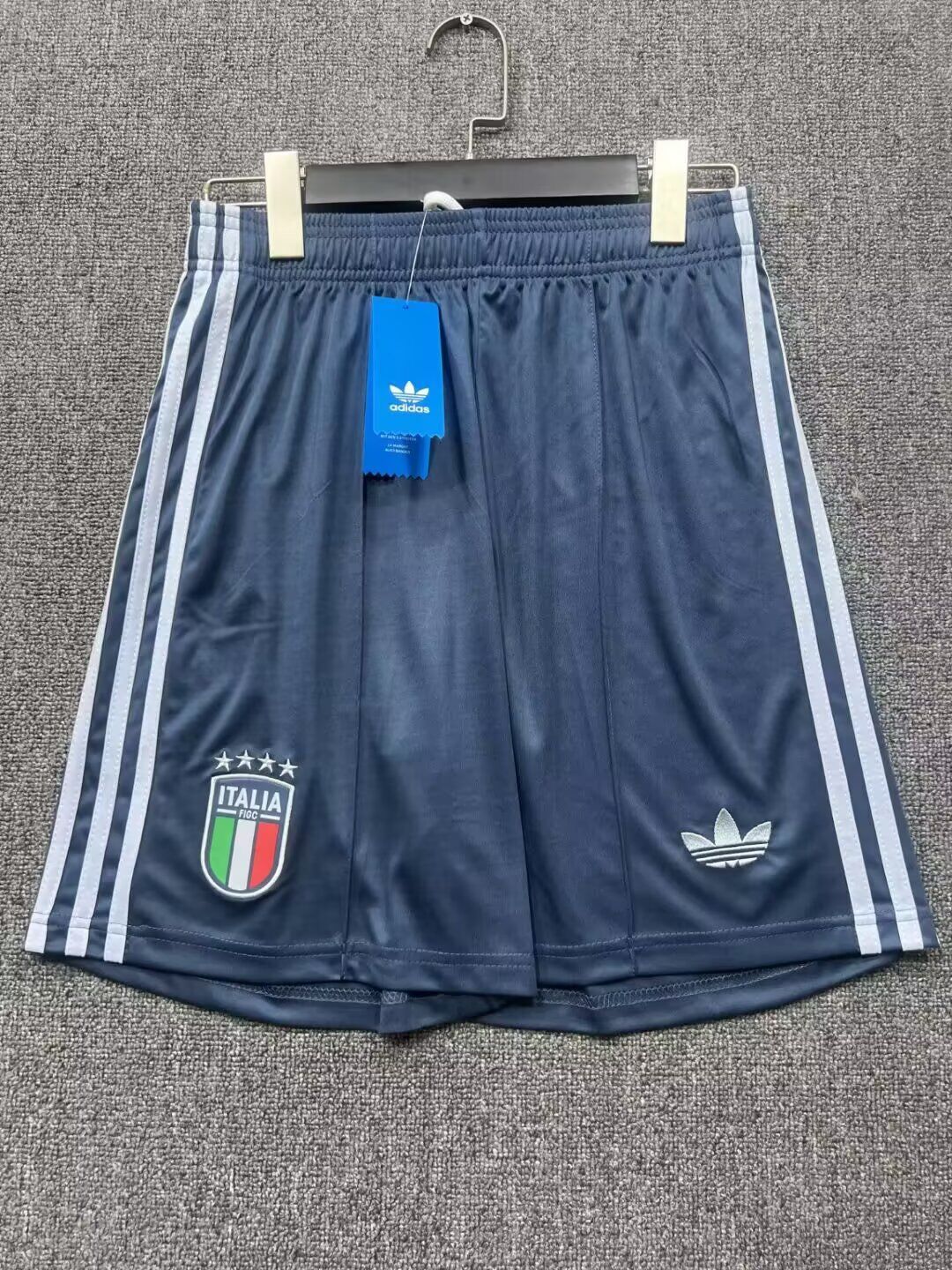 ITALY Pantalon corto — Europe Other