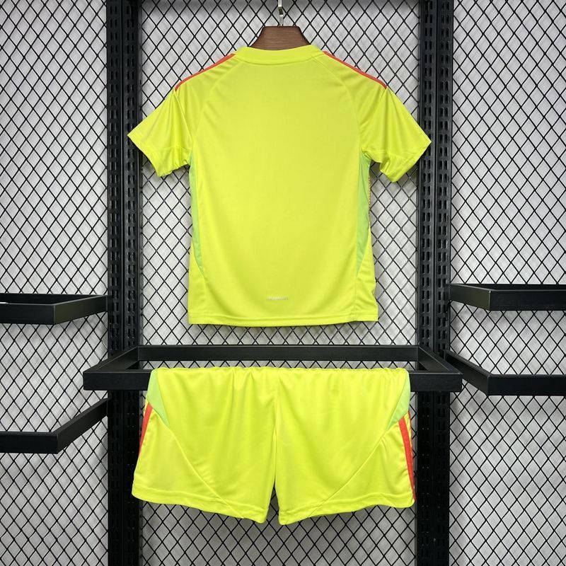 24-25 Celtic yellow goalkeeper kid kit