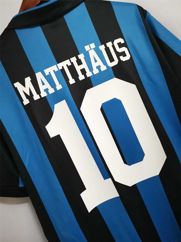 88-90 International Milan home