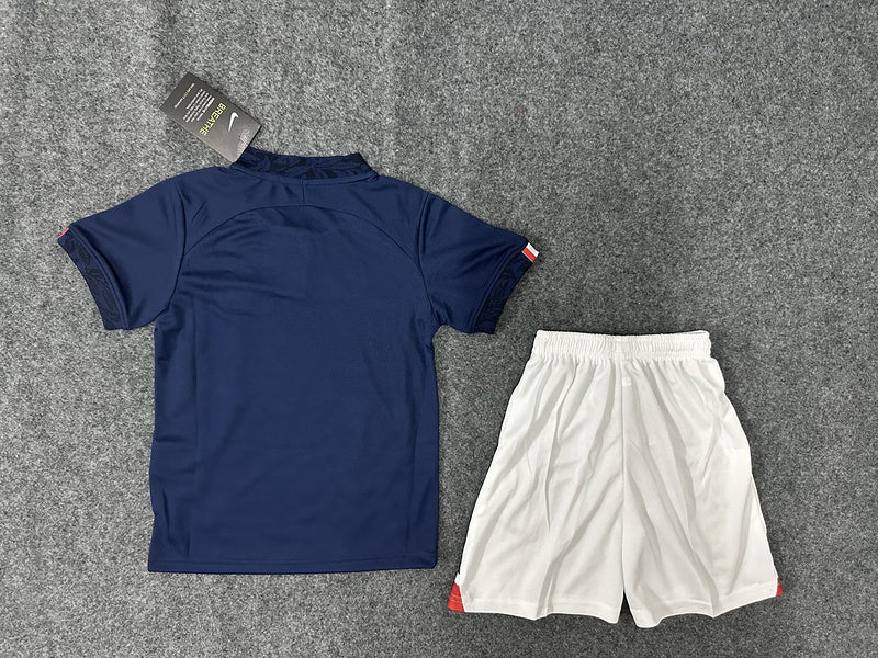 2022 France home kids kit