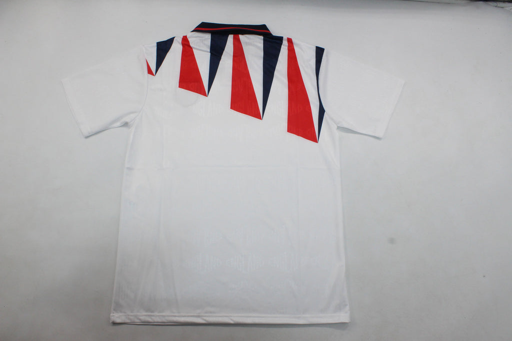 ENGLAND 92 — National Retro