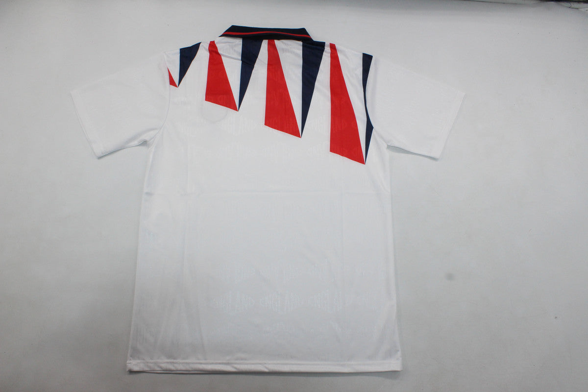 ENGLAND 92 — National Retro