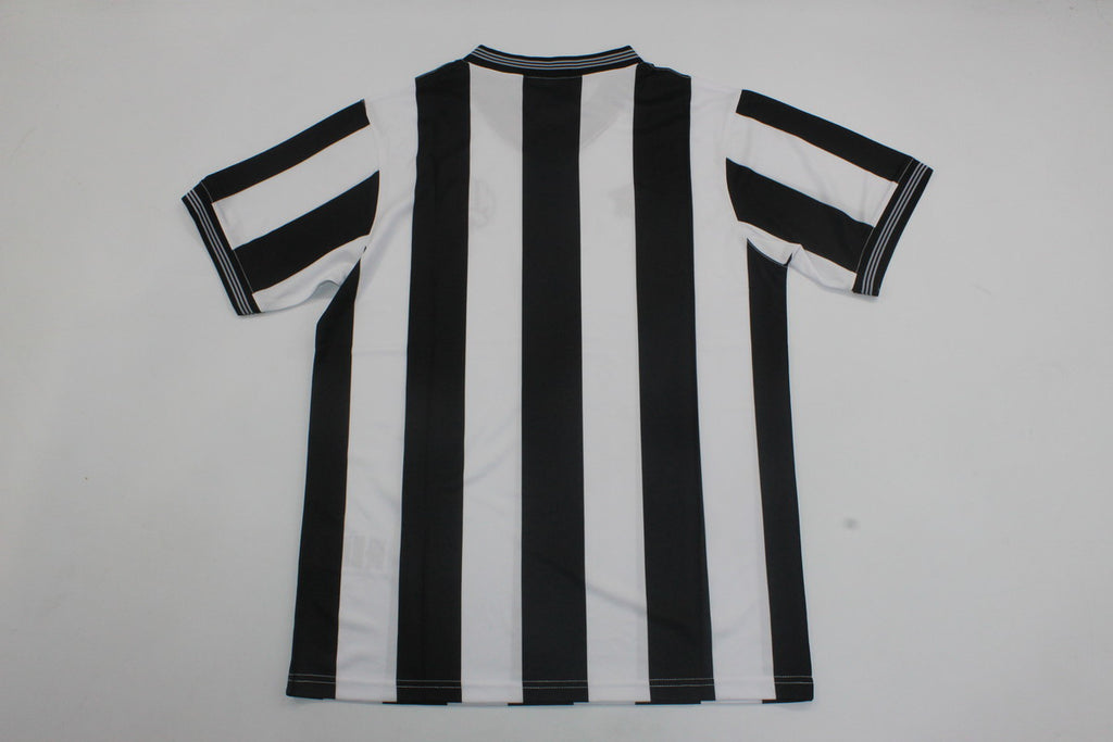 NEWCASTLE 83 — Club Retro