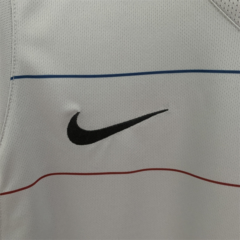 03-04 Barcelona away retro jersey