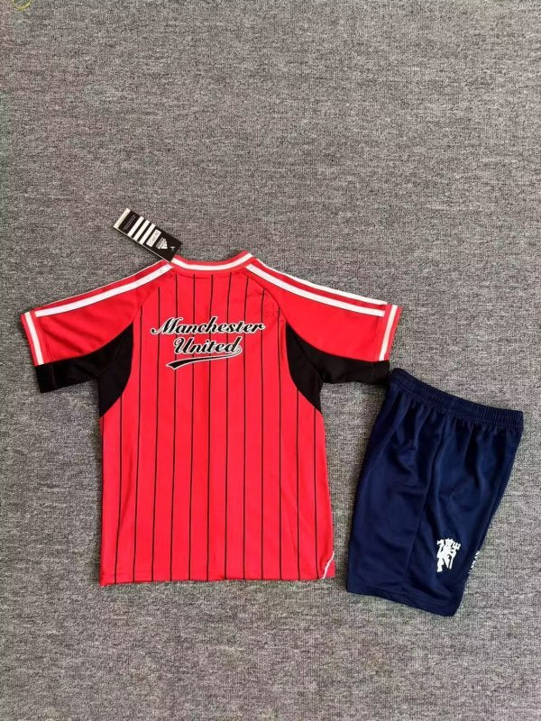 25-26 MNU red baseball kid kit