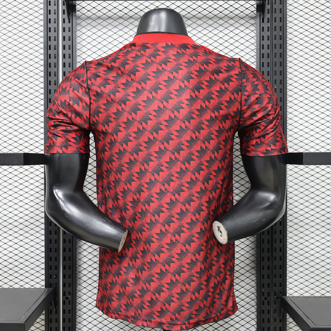 Manchester United 2025/26 Red Retro Version Player Version Jersey S-2XL