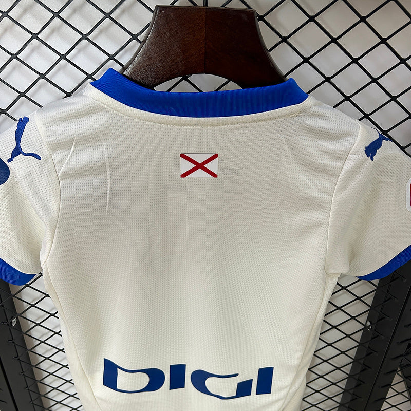 24-25 Alaves away kid kit
