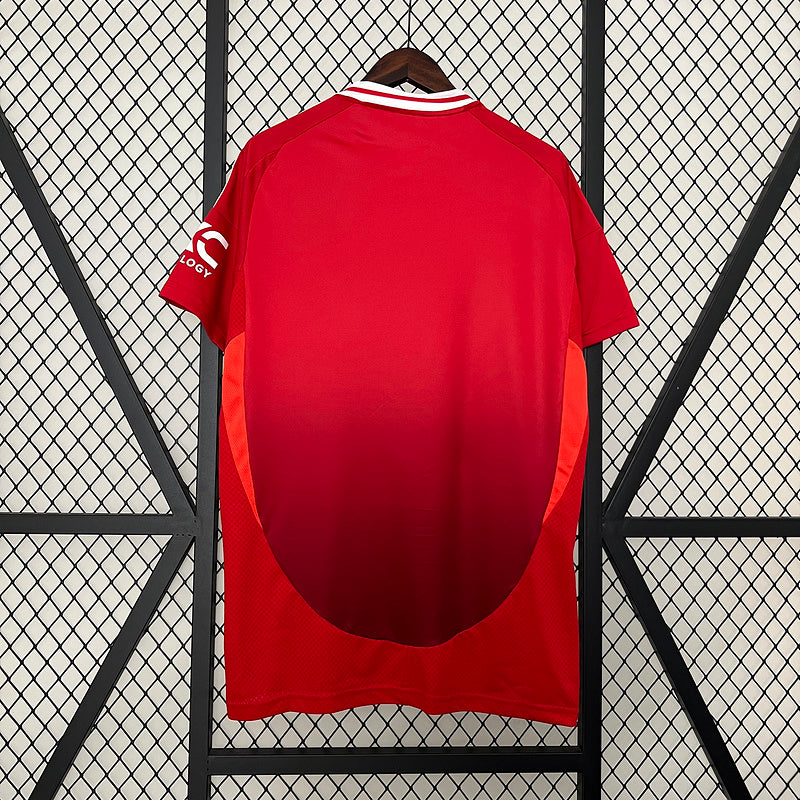 24-25 Manchester United home soccer jersey