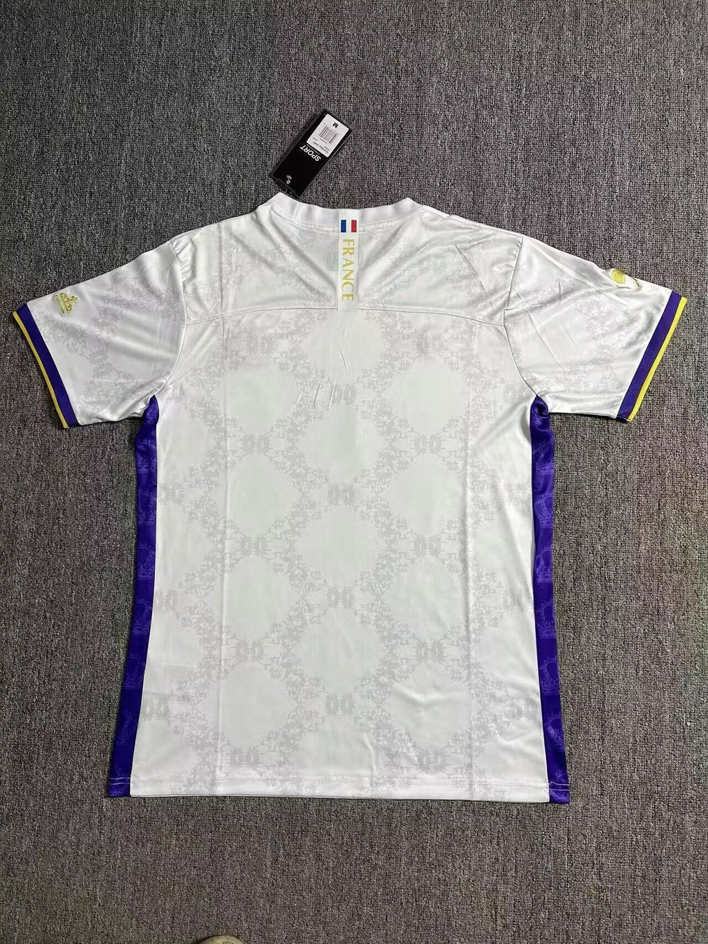 COMMA KIT MADRID X FRANCE EDITION — Special Edition
