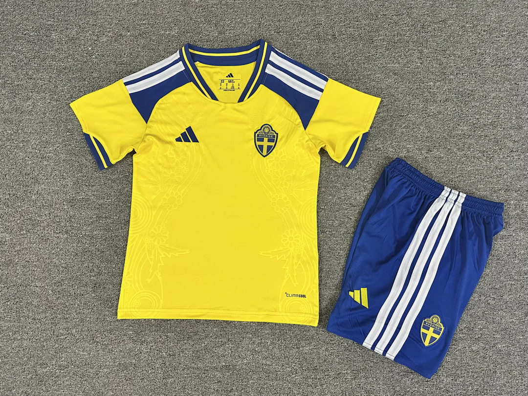 Sweden 2026 World Cup Home Kid kit size 16-28