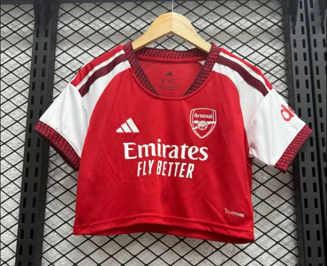 ARSENAL CROP — 26-27 Fake