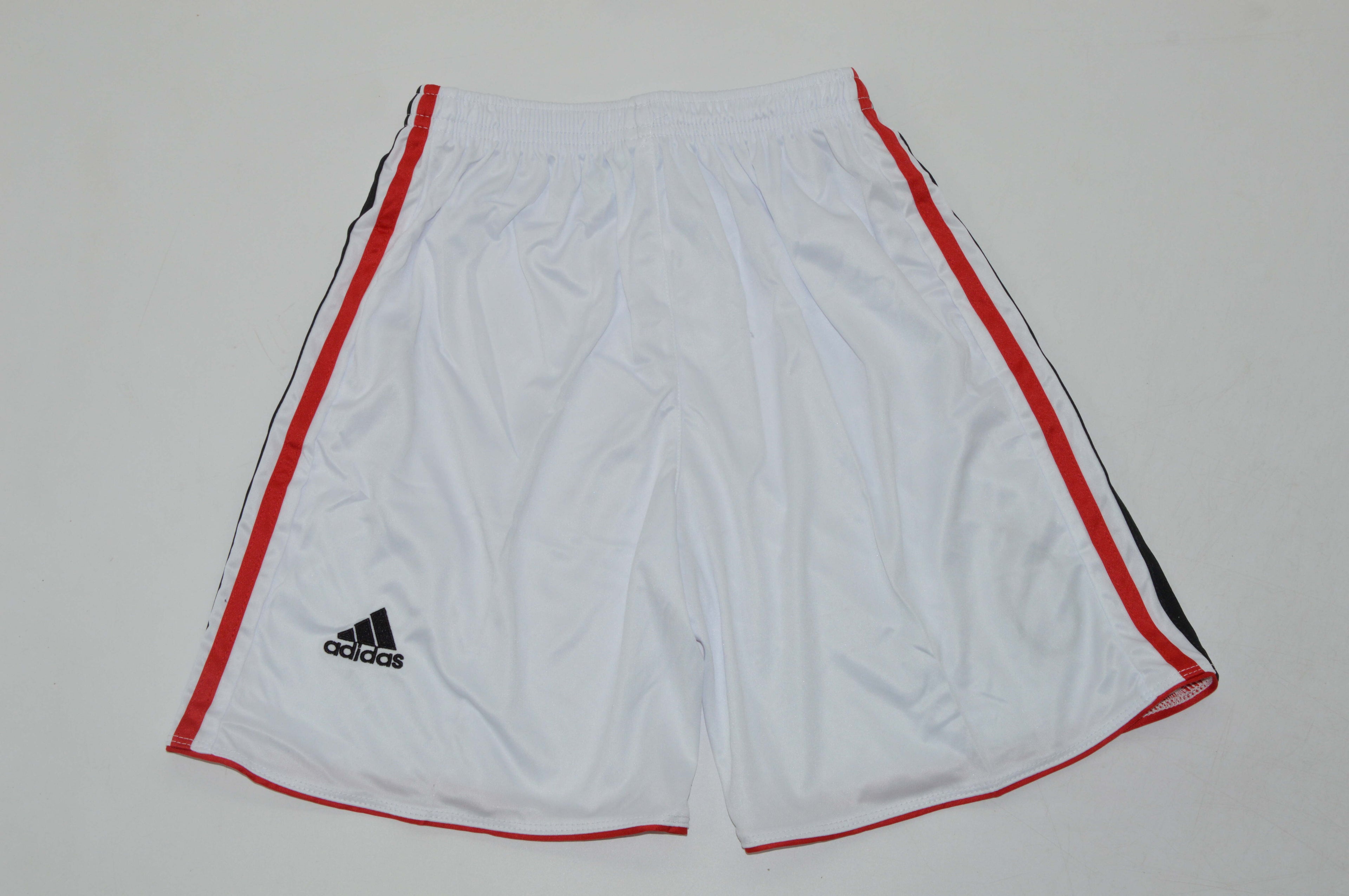 MILAN 06-07 UCL FINAL Kit infantil — Club Retro