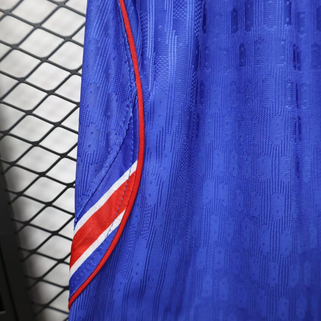 PARIS Pantalon corto Version autentica/jugador — 26-27 Fake