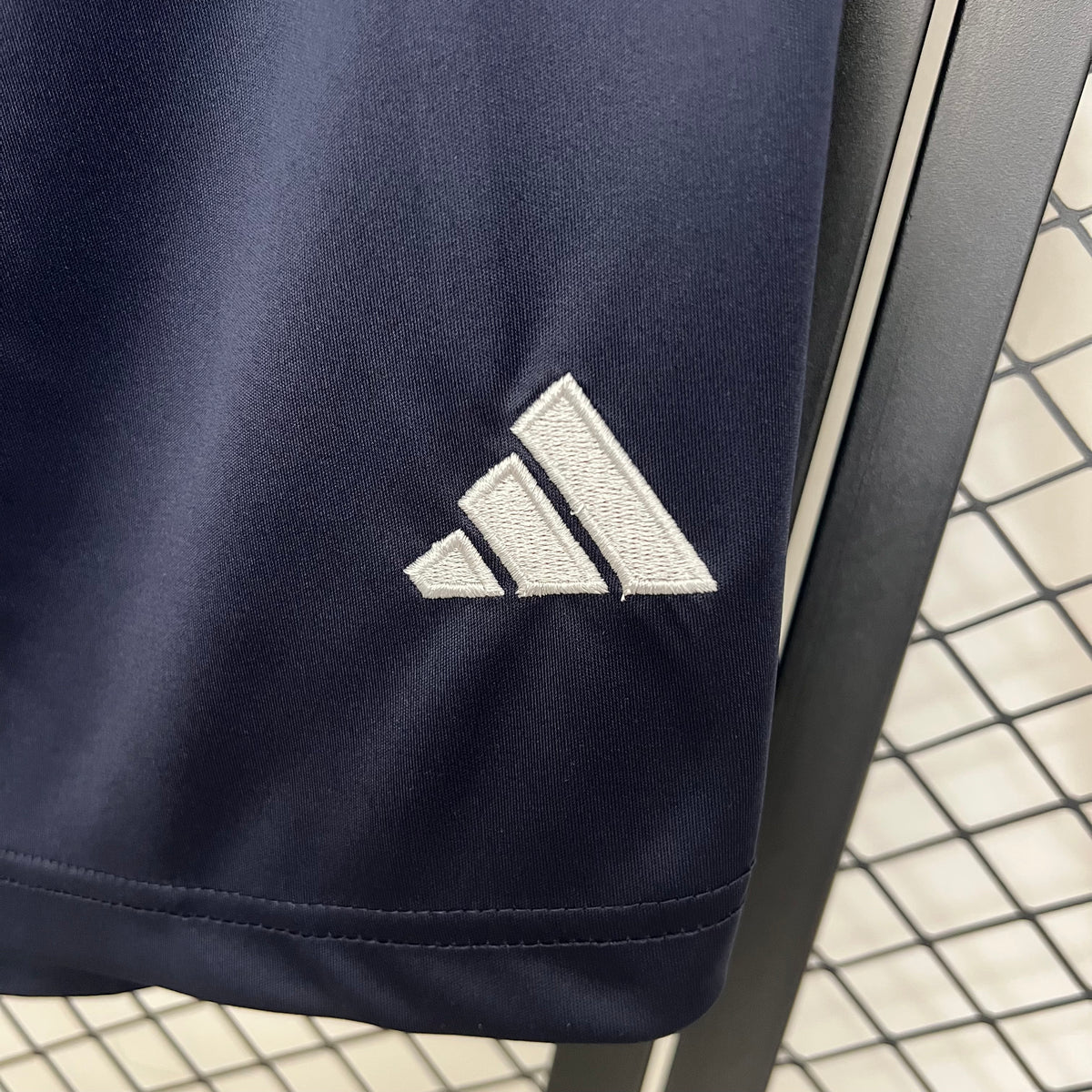 Pantalon Corto de Futbol #2526 shorts Real Madrid away S-XXL — Minkang