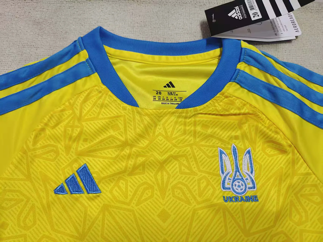 Ukraine 2026 World Cup Home Kid kit size 16-28