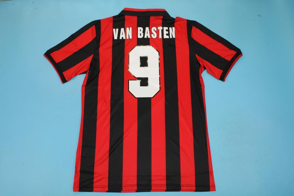 MILAN 91-92 — Club Retro
