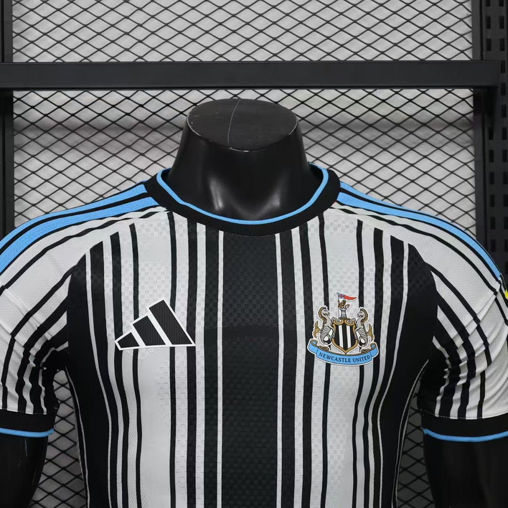 Newcastle United 2026/27 Home player version Jersey SizeS-2XL