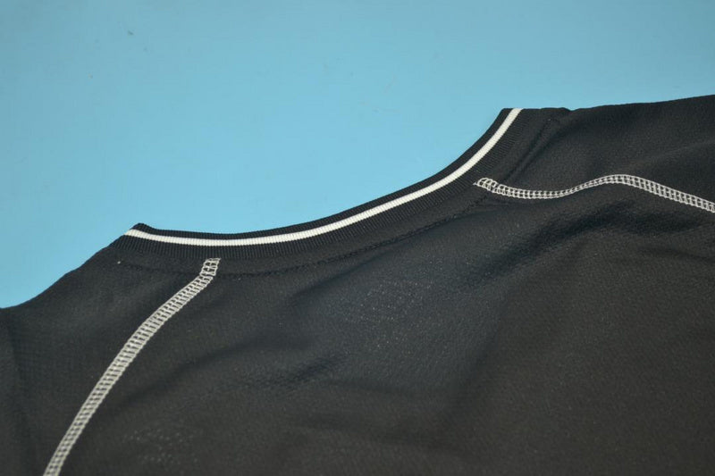 00-02 Manchester United away black long sleeve