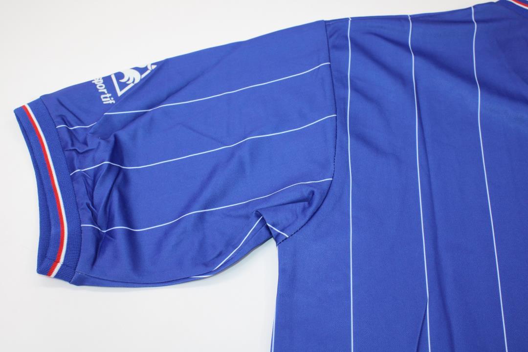 CHELSEA 81-83 — Club Retro
