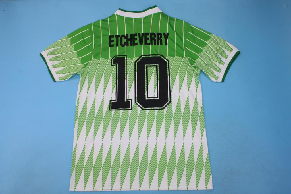 BOLIVIA 1995 — National Retro