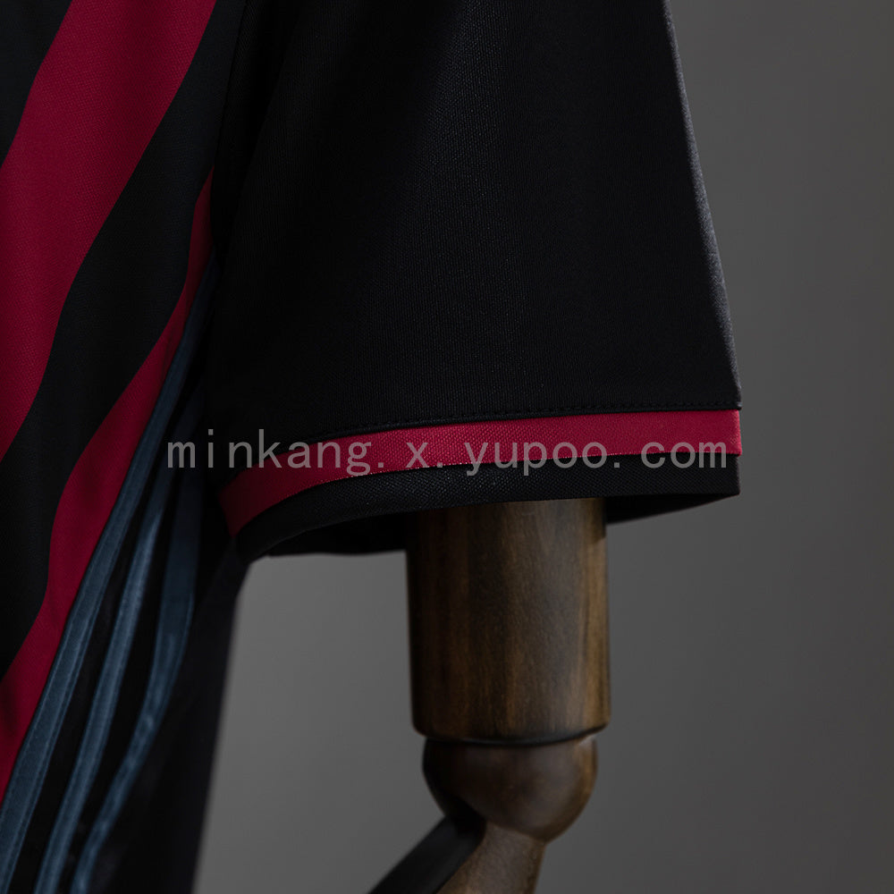 Retro AC Milan 16/17 Home S-XXL
